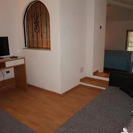 Lovely Semi-detached With Private Garden Villa *