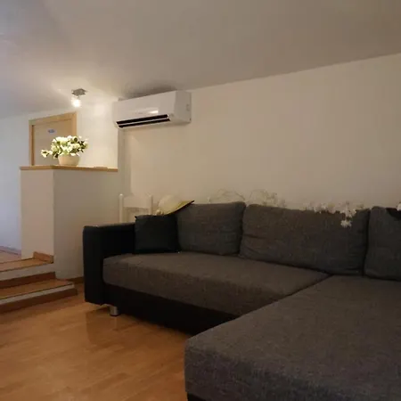 Villa Lovely Semi-detached With Private Garden Lignano Sabbiadoro